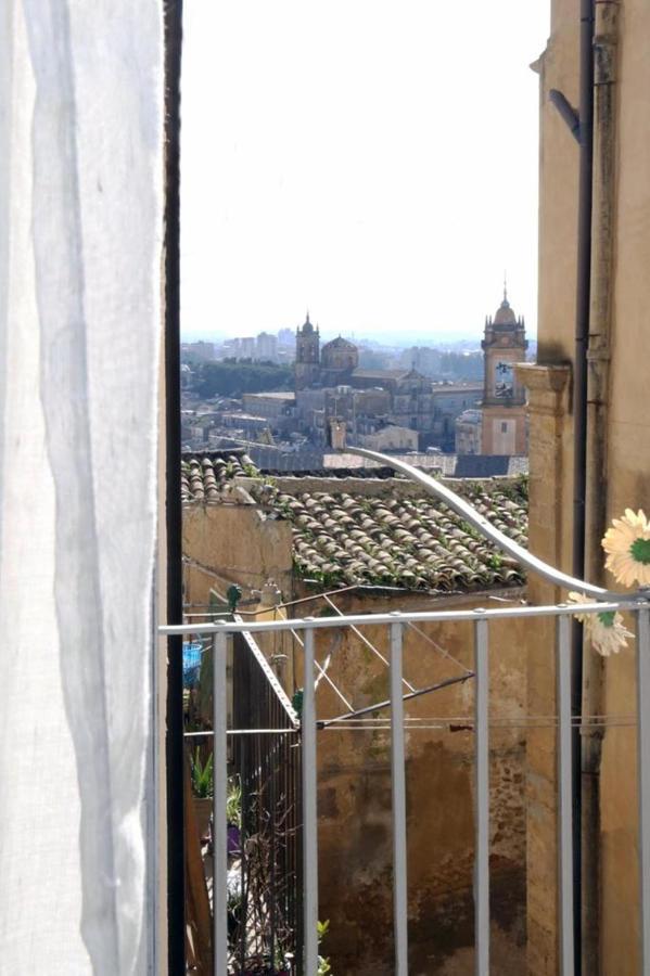 La Scalinata Home Apartment Caltagirone Eksteriør billede